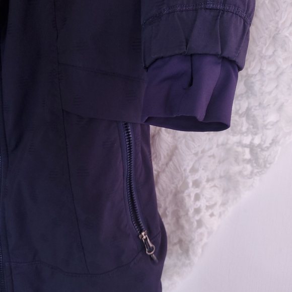 - Lululemon Spring Forward Kanoko Twist Jacket - Picture 4 of 13